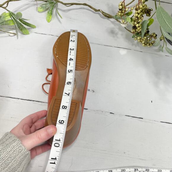 Vintage Clark Burnt Orange Moccasians with Rubber Sole Heel - Picture 11 of 12